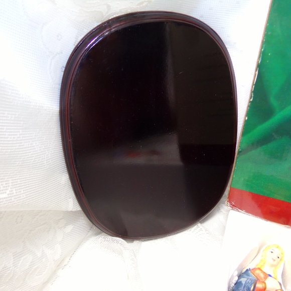 11pc nativity set Porcelain figurines on wood base by International Bazaar EUC - Picture 12 of 14